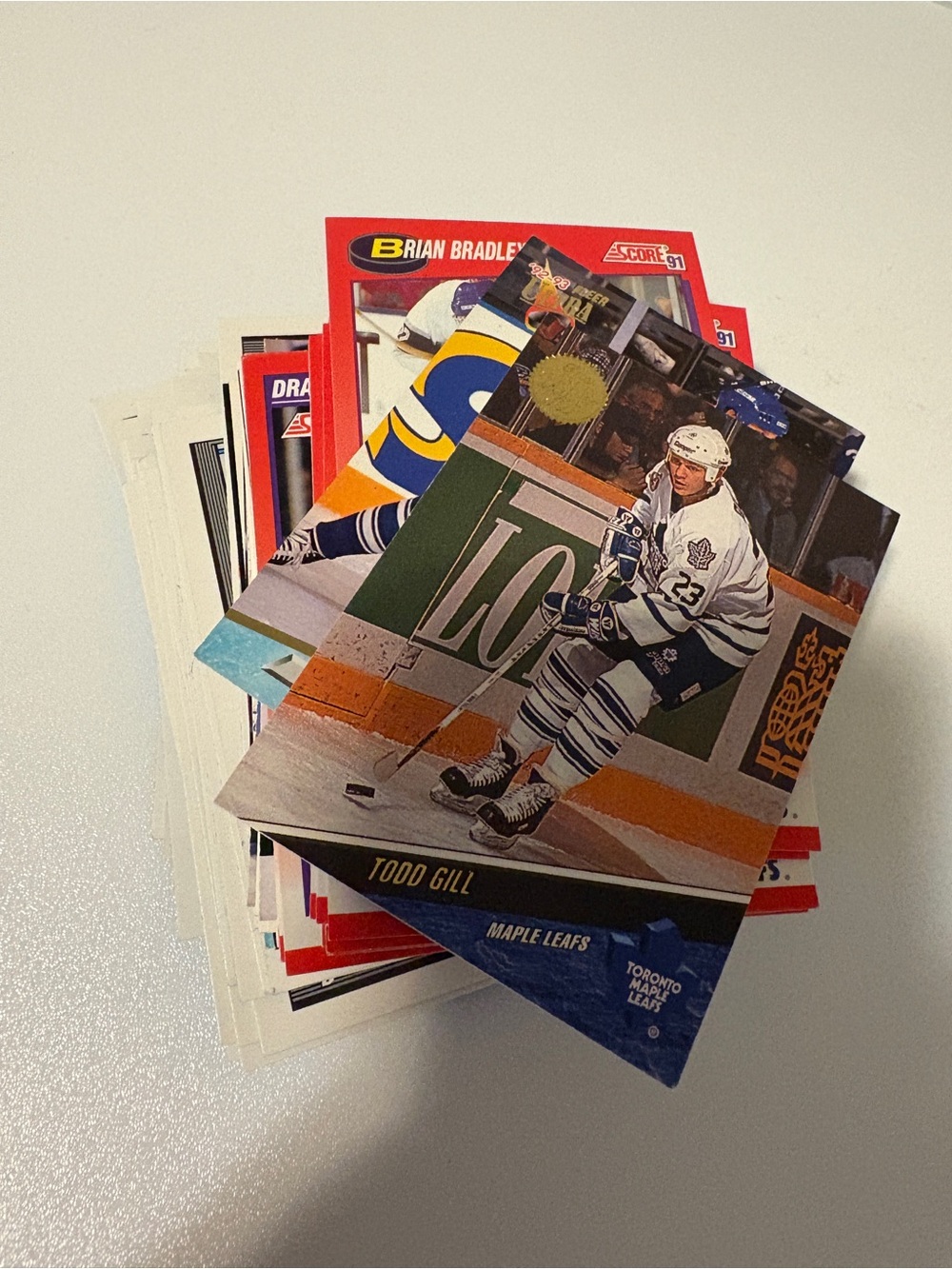 Toronto Maple Leafs Trading Cards Bundle (74 cards)